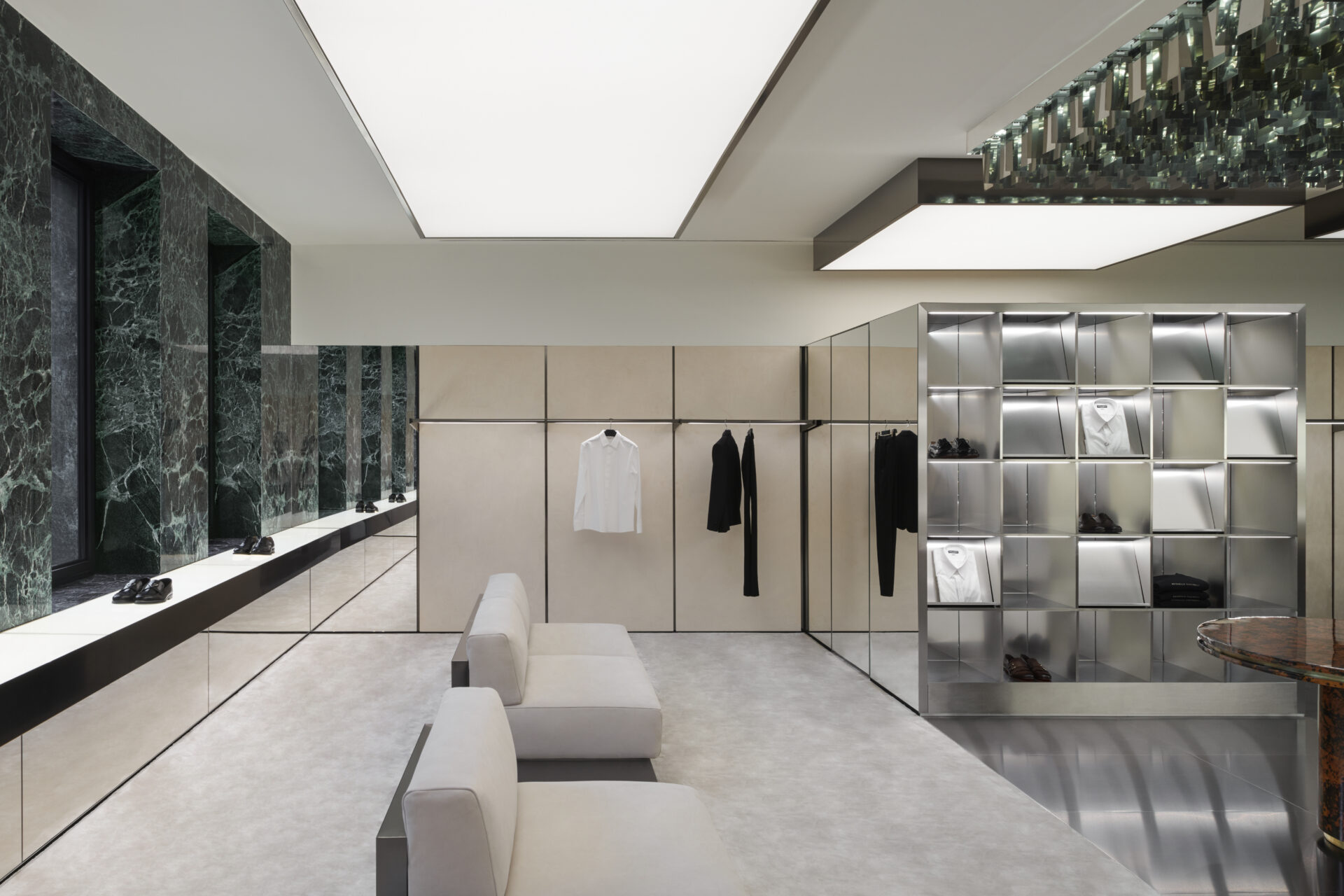 Base Blu Classic Man Varese - Studio Dini Cataldi